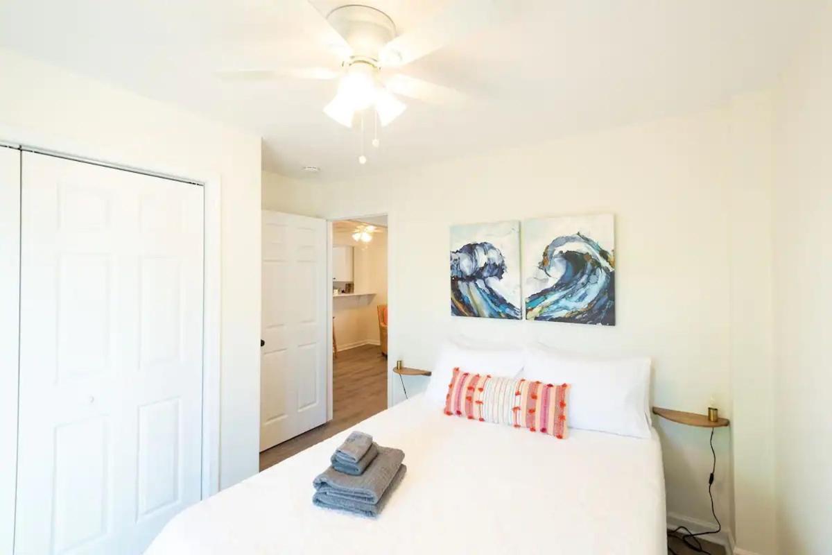 Beach Bum Bungalow Carolina Beach Exterior photo